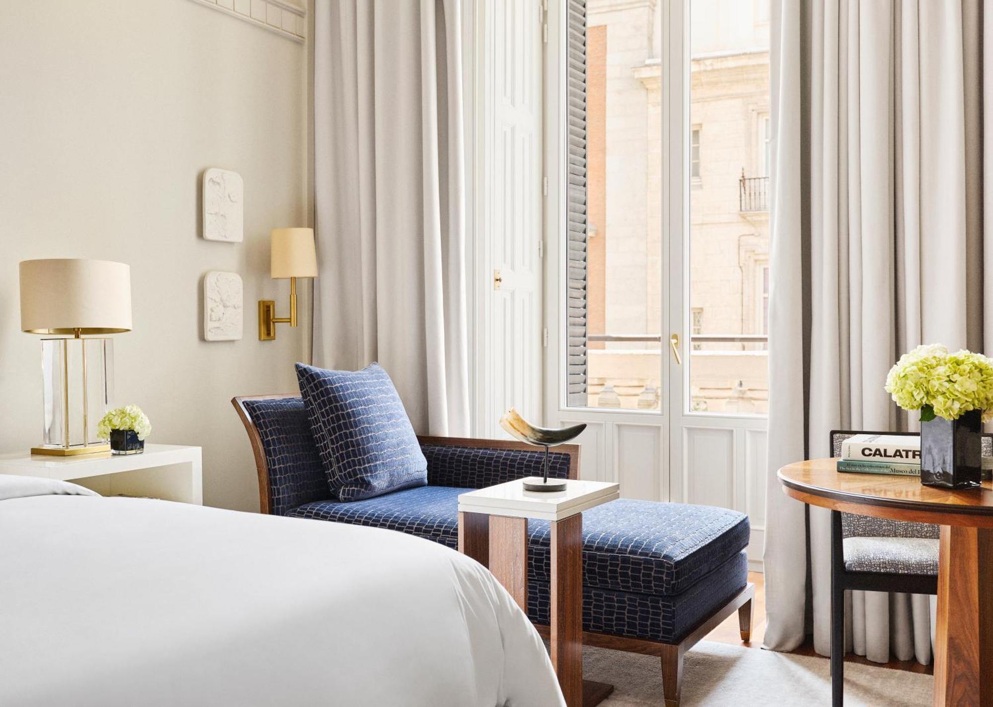 Four Seasons Hotel Madrid Exterior foto